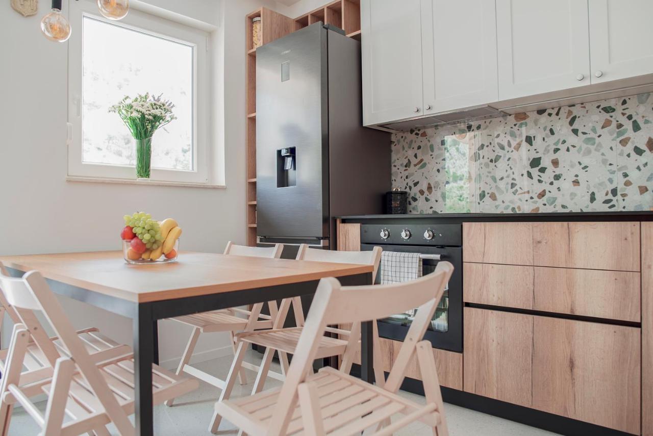 Apartment Vito オミシュ エクステリア 写真